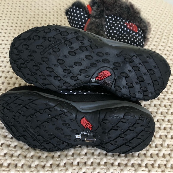 The North Face Nuptse Fur II Boots - Picture 9 of 12